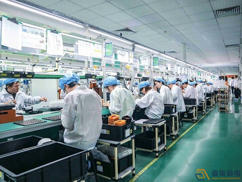 工廠參觀通道怎么監控部署便宜？