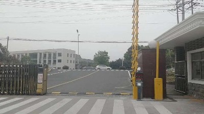 工廠車牌識別系統率低怎么解決？