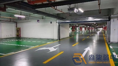 地下車庫繞三圈找不到車？不是你記性差，是車庫沒給你指路